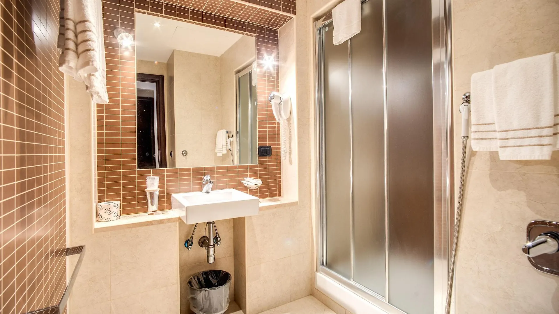 Hotel Everest Inn Rome