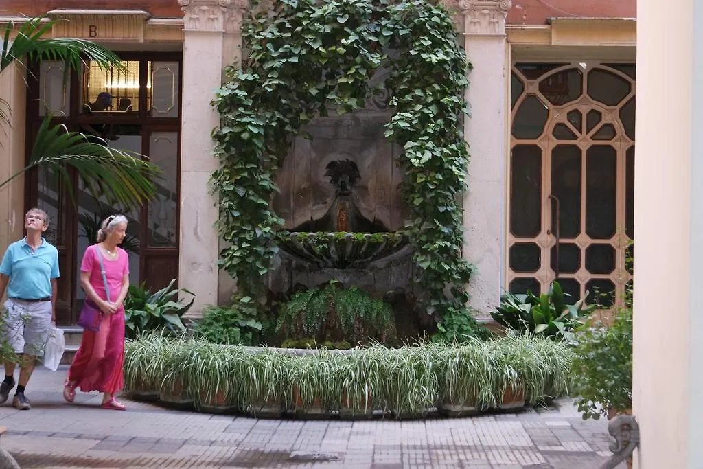 Hotel Everest Inn Roma 2*,