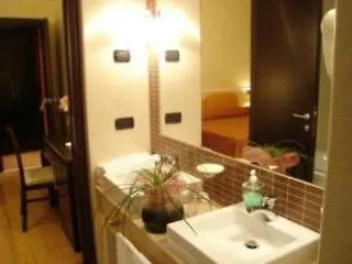 Hotel Everest Inn Roma 2*,  İtalya