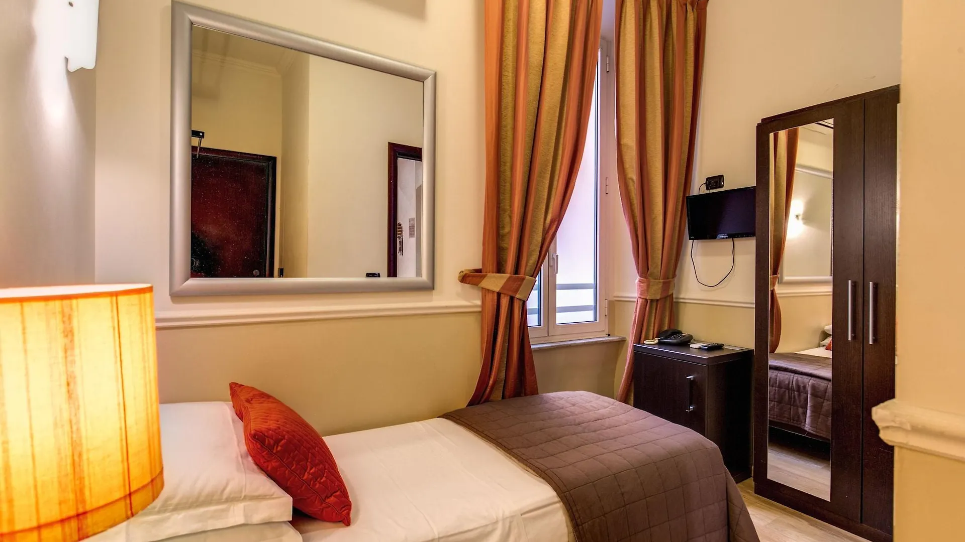 Hotel Everest Inn Roma